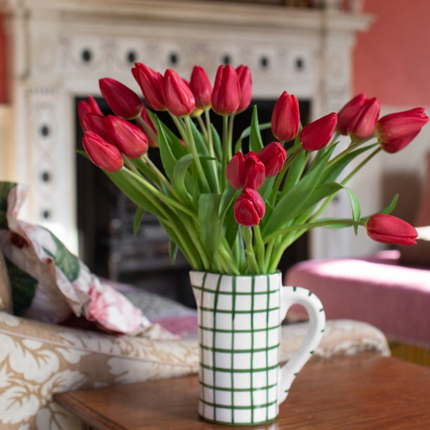 50 Stems Deluxe Christmas Bouquet - Mixed British Tulips
