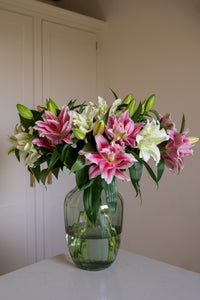 The Betty Bouquet - 10 Stem Pink and White Mix